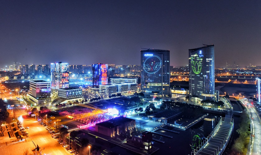 無錫高新區(qū)科技商務(wù)中心夜景
