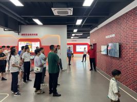 走進(jìn)安全教育館  共筑安全生命線